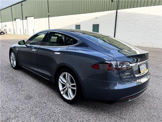 2013 Tesla Model S 85