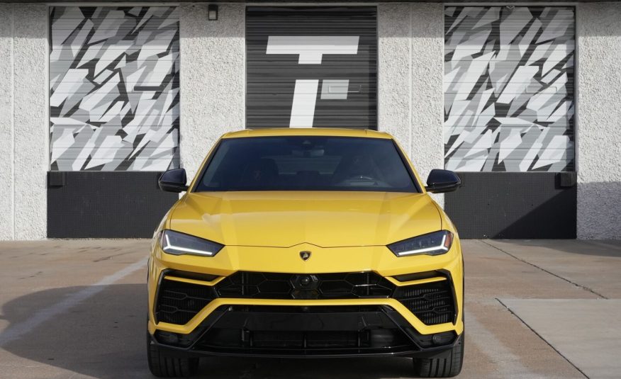 2022 Lamborghini Urus