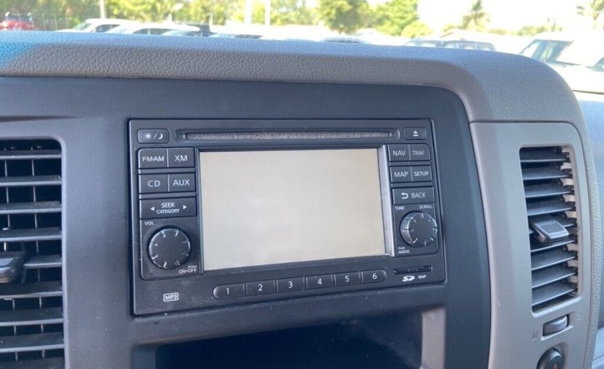 2014 Nissan NV SL
