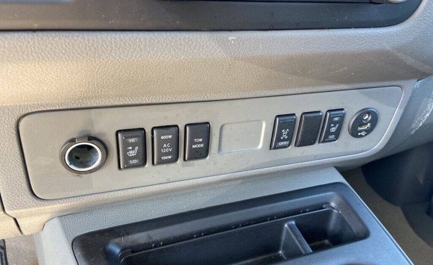 2014 Nissan NV SL