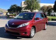 2014 Toyota Sienna LE