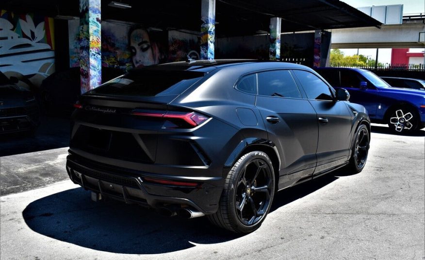 2019 Lamborghini Urus Sport Utility 4D