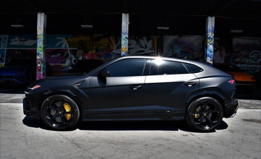 2019 Lamborghini Urus Sport Utility 4D