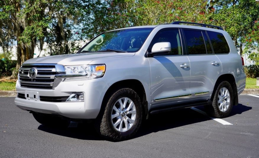 2016 Toyota Land Cruiser 1 OWNER SOUTHERN NO RUST CLEAN