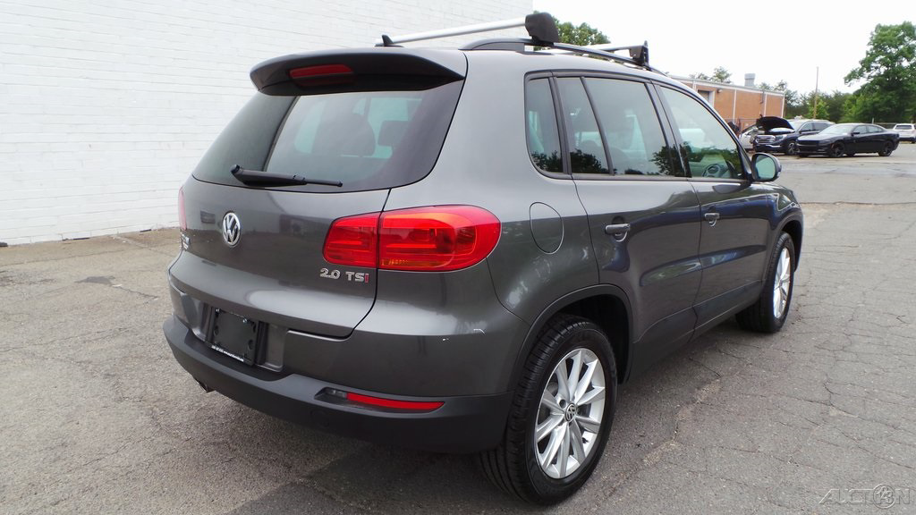 2015 Volkswagen Tiguan SE