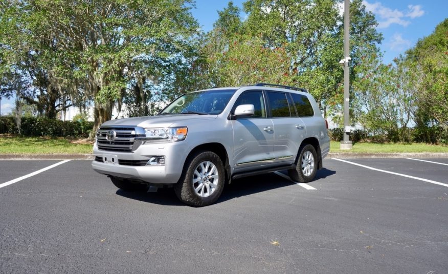 2016 Toyota Land Cruiser 1 OWNER SOUTHERN NO RUST CLEAN