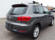 2015 Volkswagen Tiguan SE