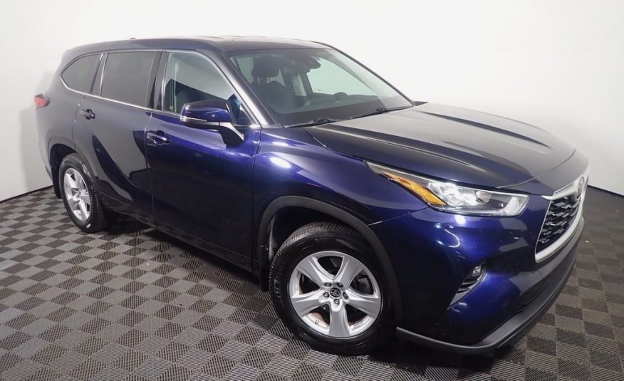 2020 Toyota Highlander LE