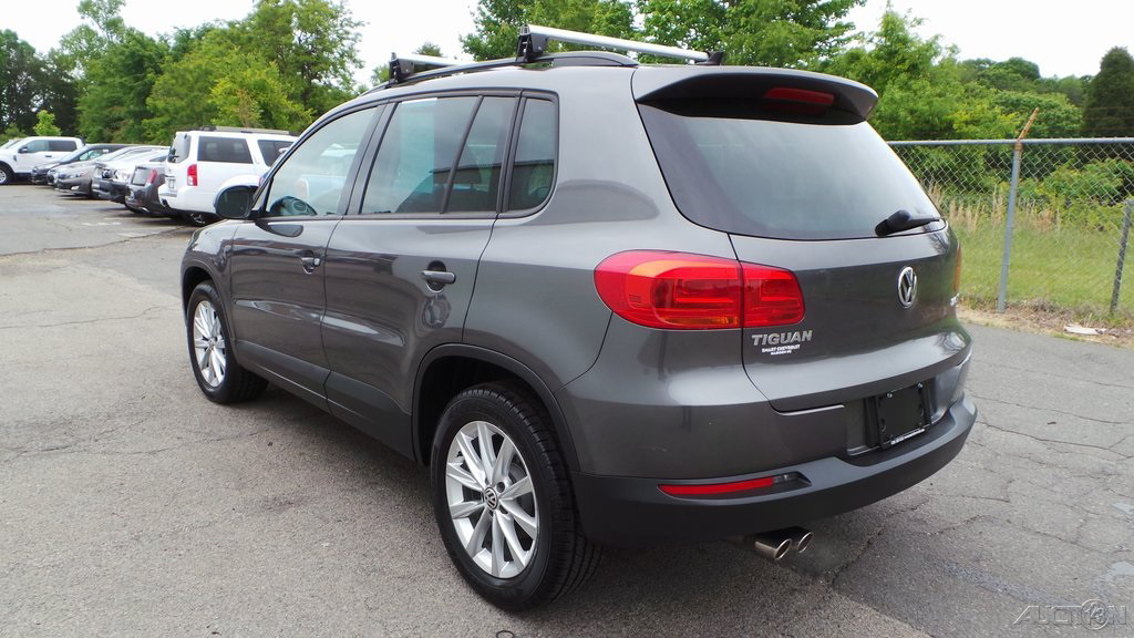 2015 Volkswagen Tiguan SE