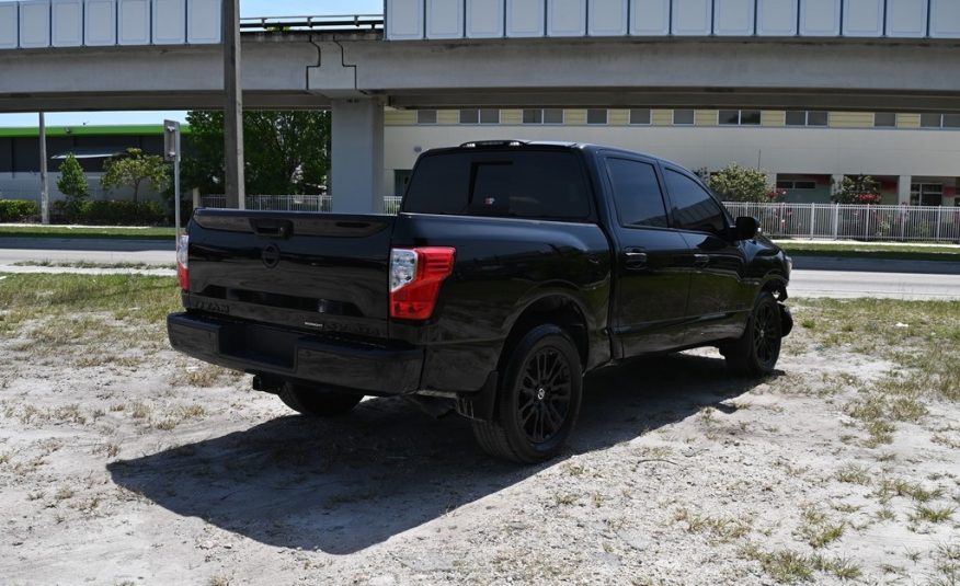 2018 Nissan Titan SV