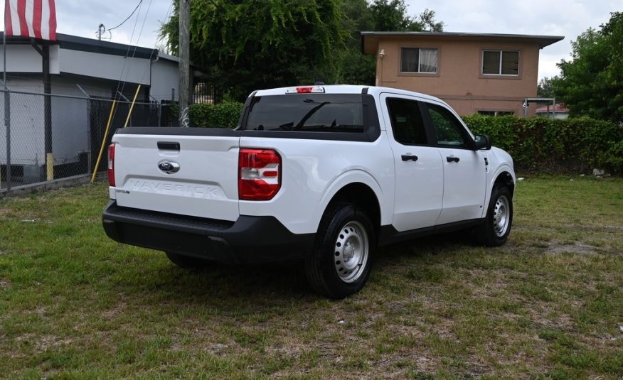 2022 Ford Maverick XL