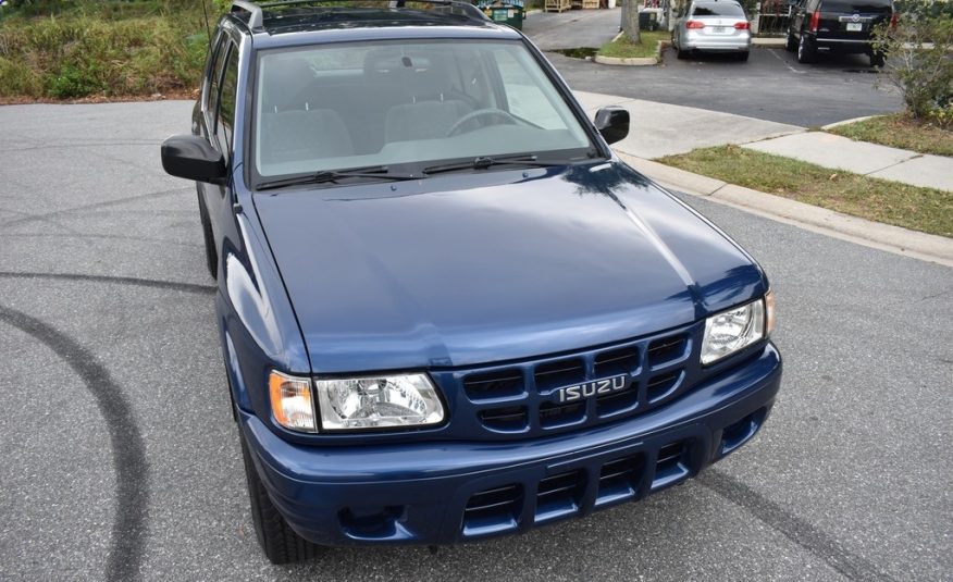 2002 Isuzu Rodeo LS – 35K LOW MILES – 4X4 SUV