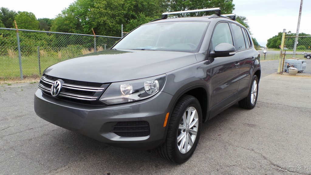 2015 Volkswagen Tiguan SE