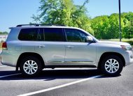 2016 Toyota Land Cruiser 1 OWNER SOUTHERN NO RUST CLEAN