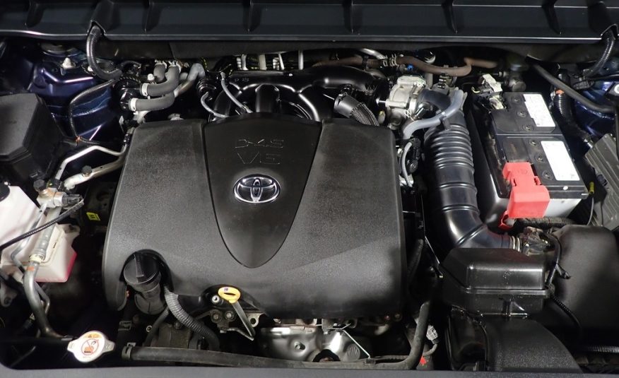 2020 Toyota Highlander LE