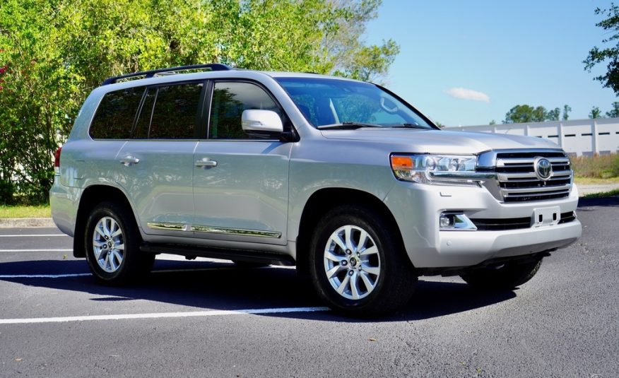 2016 Toyota Land Cruiser 1 OWNER SOUTHERN NO RUST CLEAN