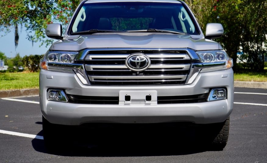 2016 Toyota Land Cruiser 1 OWNER SOUTHERN NO RUST CLEAN
