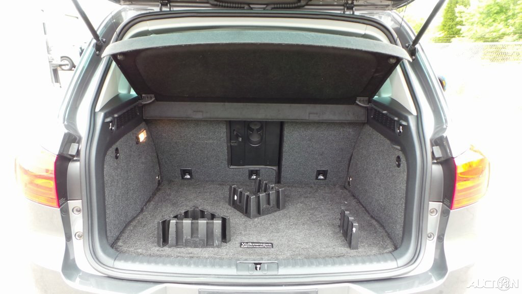 2015 Volkswagen Tiguan SE
