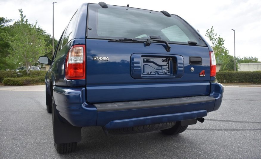 2002 Isuzu Rodeo LS – 35K LOW MILES – 4X4 SUV