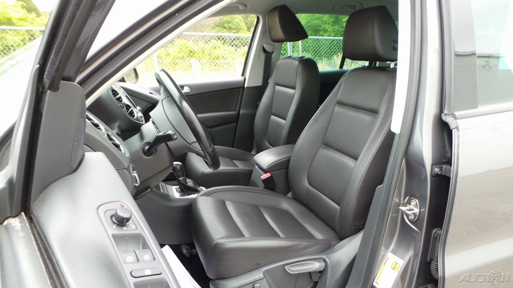 2015 Volkswagen Tiguan SE
