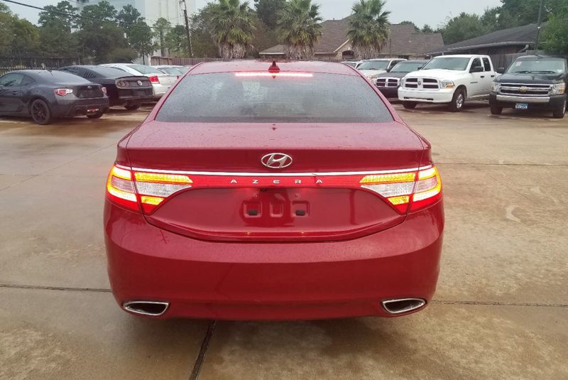2012 Hyundai Azera 4dr Sedan