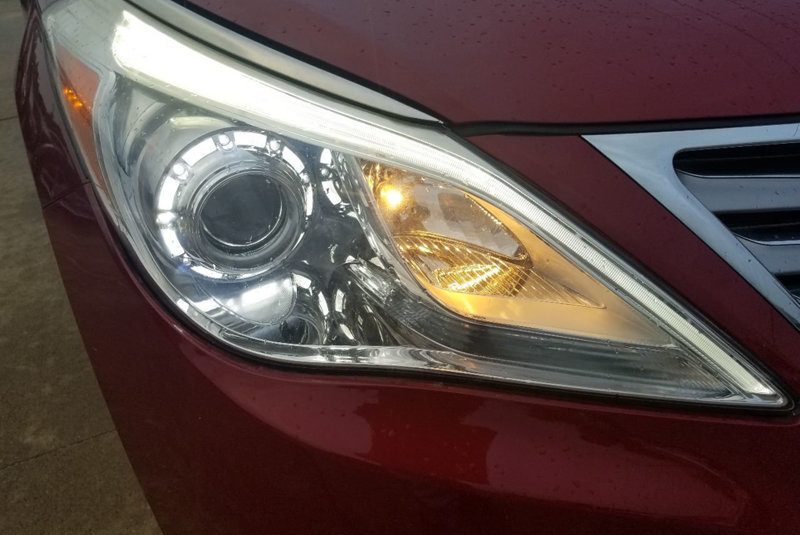 2012 Hyundai Azera 4dr Sedan