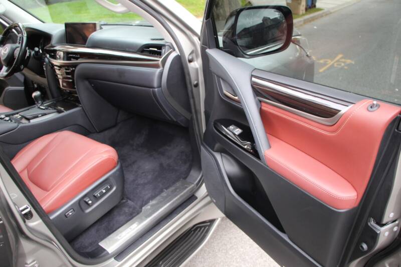 2016 Lexus LX Base AWD 4dr SUV