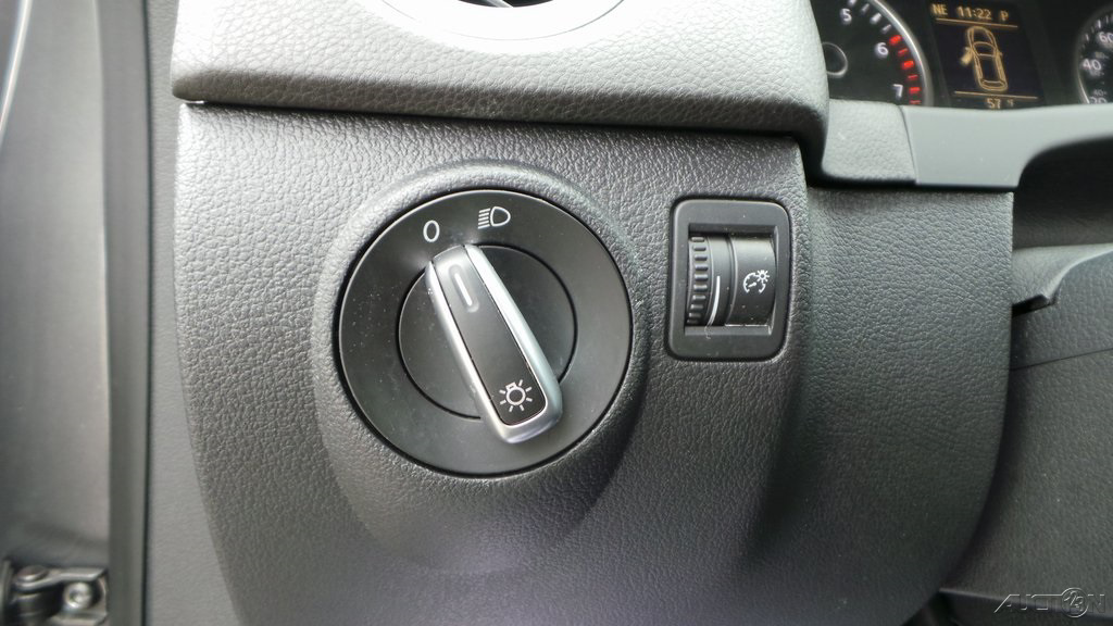 2015 Volkswagen Tiguan SE