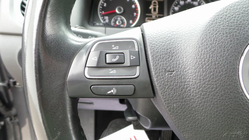 2015 Volkswagen Tiguan SE