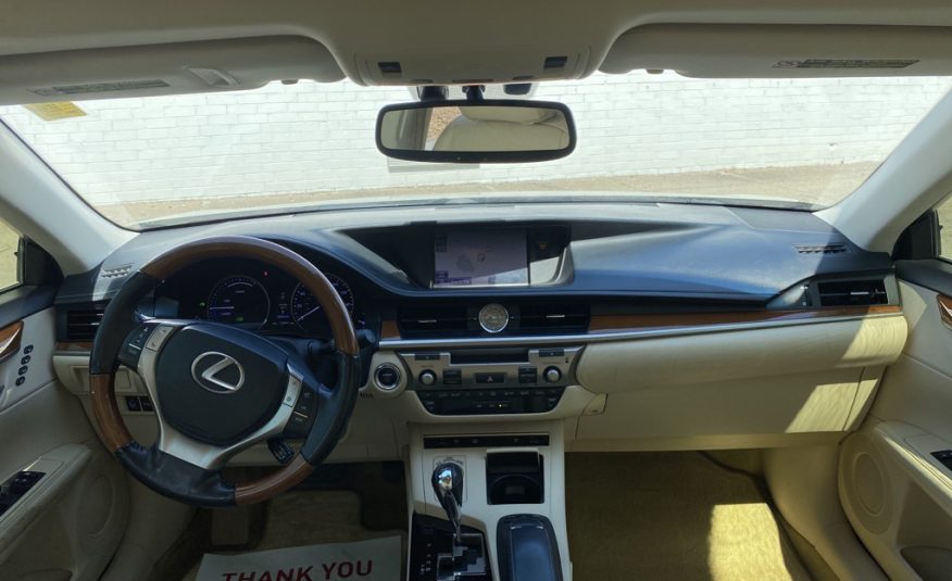 2013 Lexus ES 300h