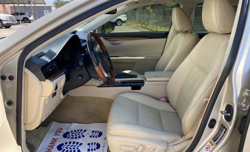 2013 Lexus ES 300h