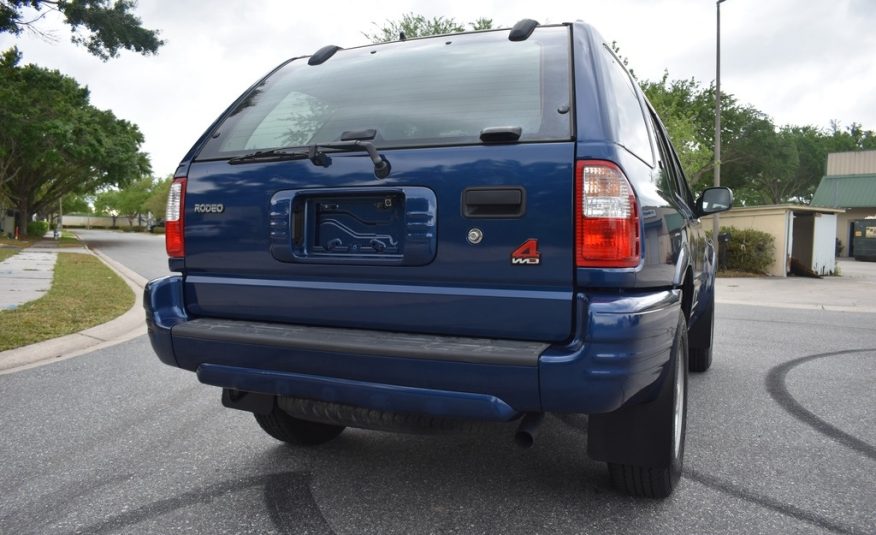 2002 Isuzu Rodeo LS – 35K LOW MILES – 4X4 SUV