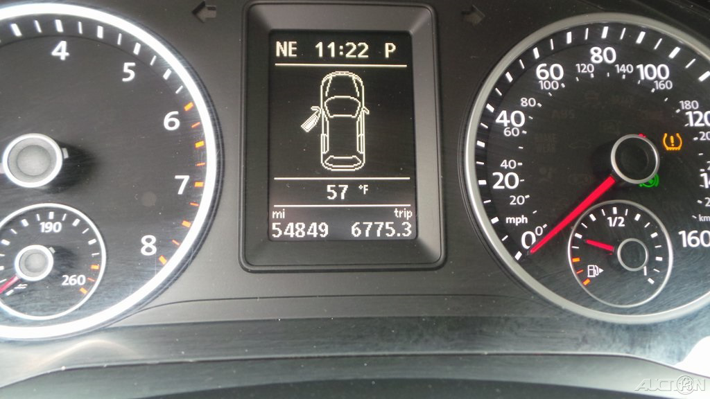 2015 Volkswagen Tiguan SE
