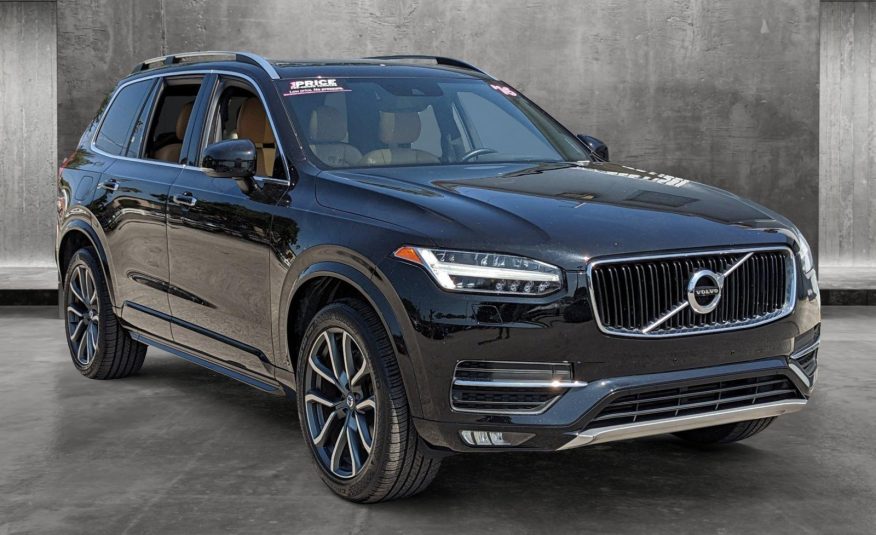 2016 Volvo XC90 T6 Momentum