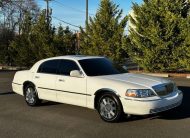 2003 Lincoln Town Car Signature