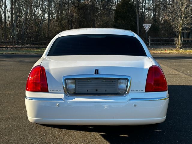 2003 Lincoln Town Car Signature