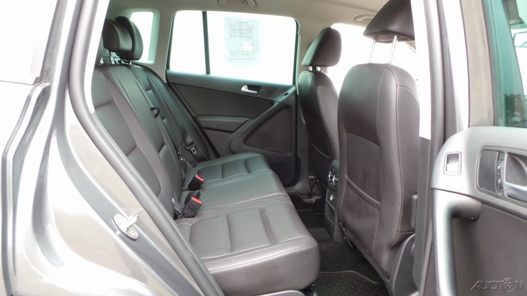 2015 Volkswagen Tiguan SE