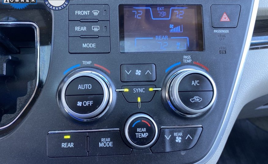2016 Toyota Sienna XLE