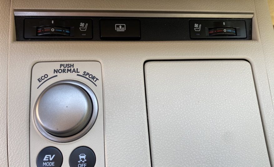 2013 Lexus ES 300h