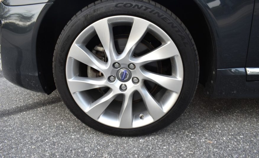 2015 Volvo S80 T6 – PERFORMANCE SEDAN – 25K LOW MILES