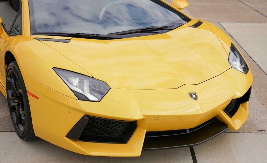 2012 Lamborghini Aventador LP 700-4