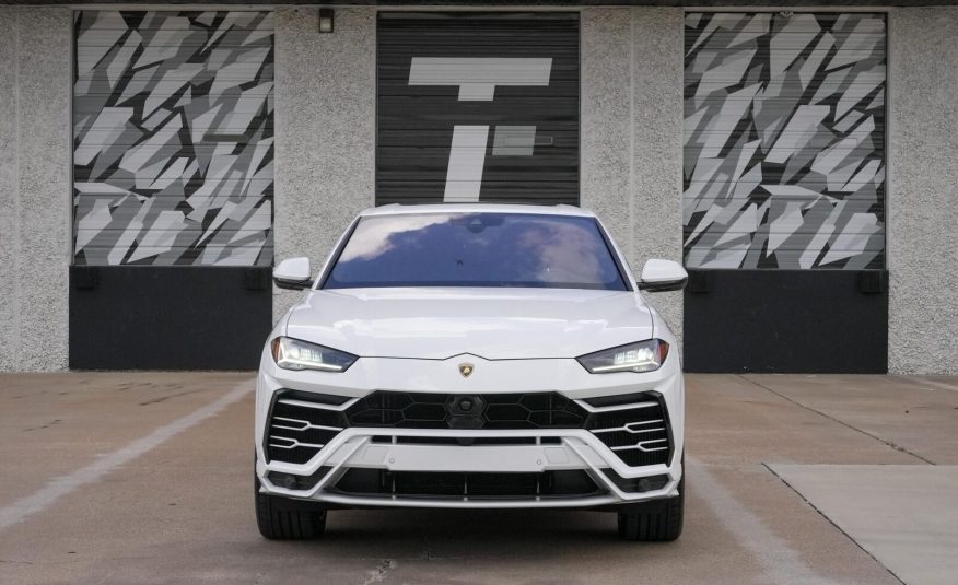 2020 Lamborghini Urus