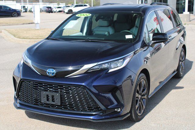 2022 Toyota Sienna XSE