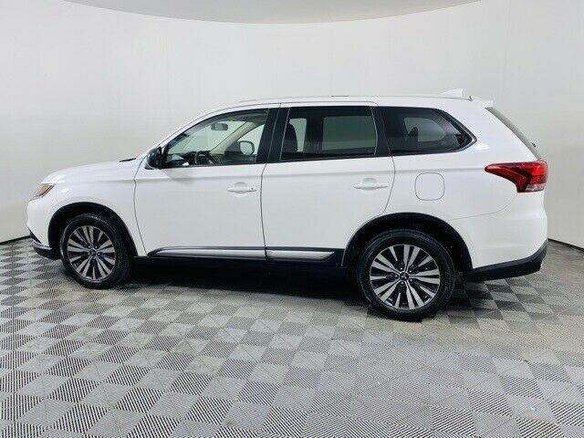 2019 Mitsubishi Outlander ES 52796 Miles Pearl White 4D Sport Utility I4 CVT