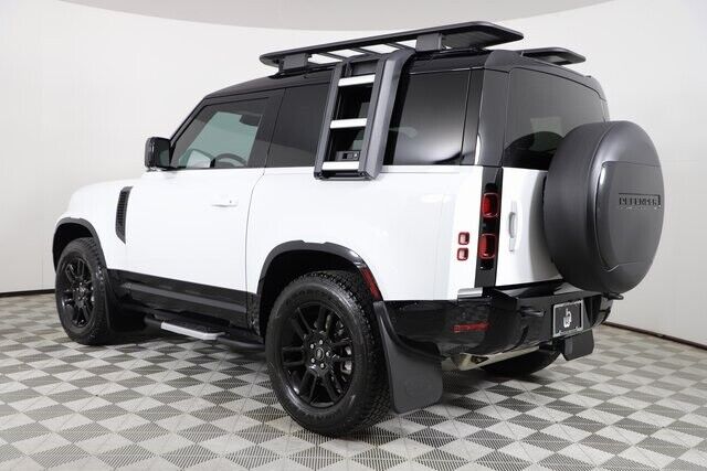 2023 Land Rover Defender X-Dynamic SE