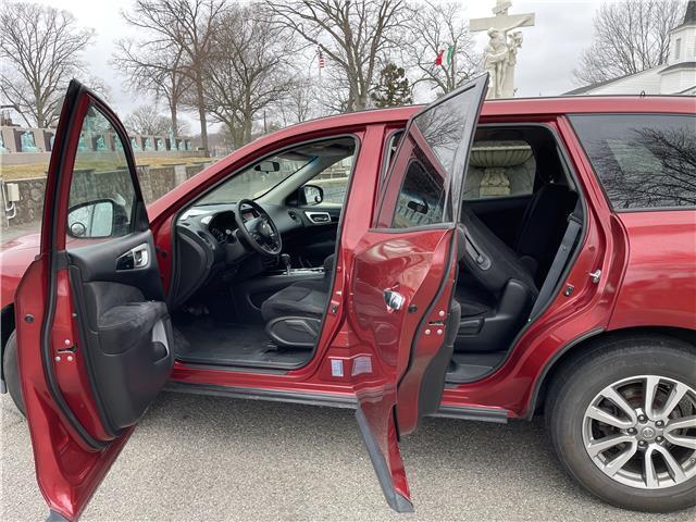 2014 Nissan Pathfinder S