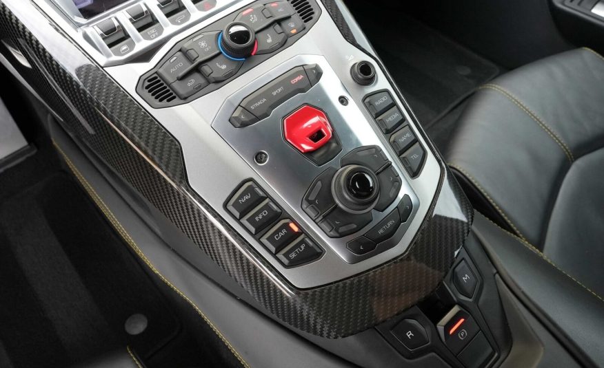 2012 Lamborghini Aventador LP 700-4