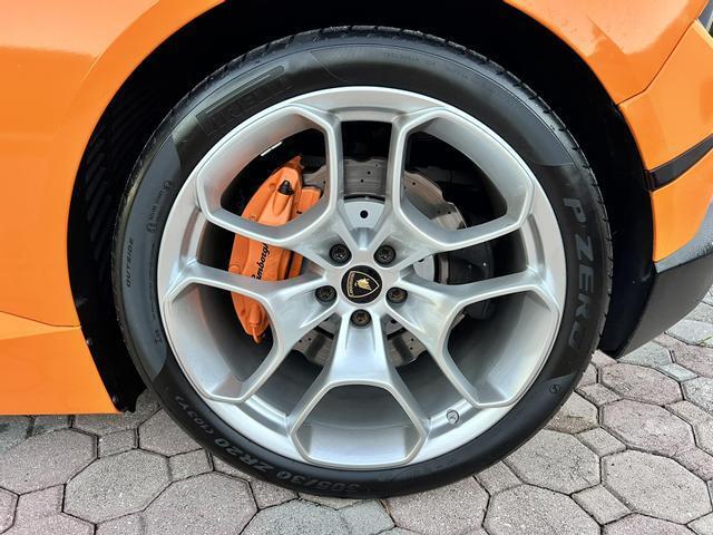 2018 Lamborghini Huracan LP580-2 Spyder Convertible 2D
