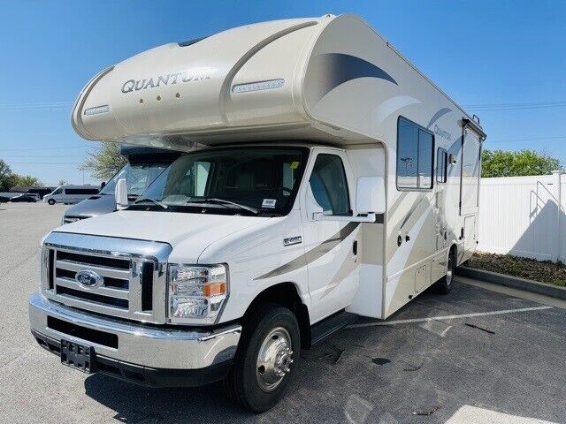 2017 Ford E-Series Van Thor Quantum