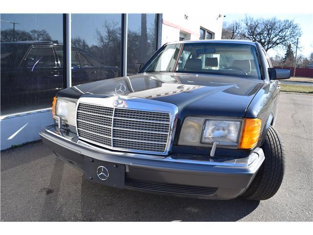 1989 Mercedes-Benz 500-Series 560SEL
